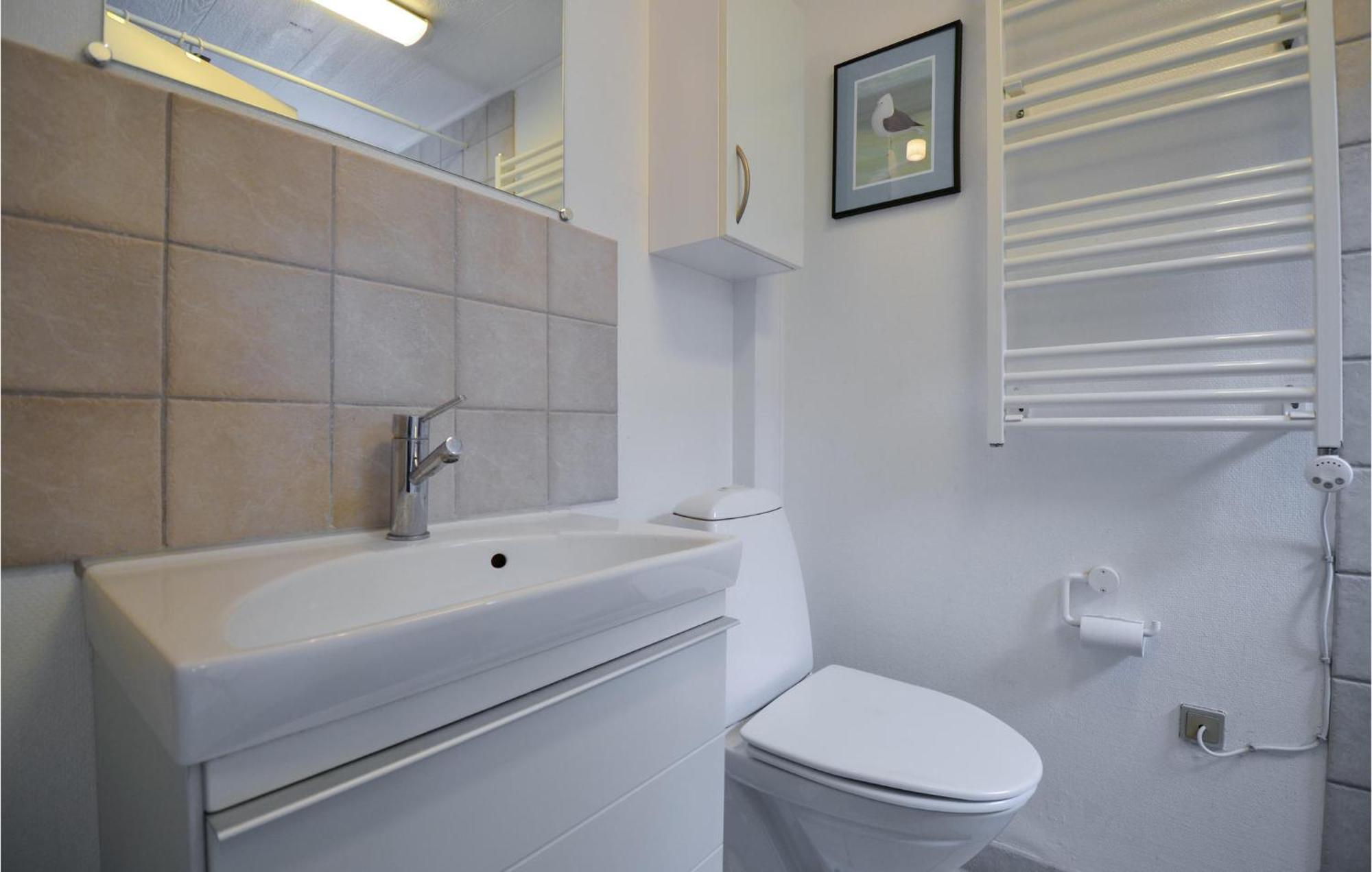3 Bedroom Amazing Home In エーベルトフト エクステリア 写真